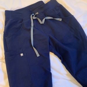 Figs Kade Cargo Scrub Pants- Regular Length. NAVY